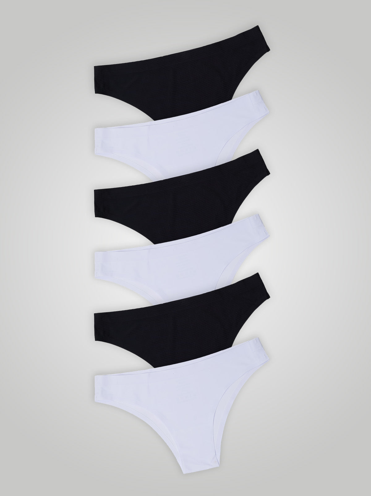 Kit com 6 Calcinhas Biquíni Sem Costura Segunda Pele (3 Preto e 3 Branco) - R$20,82 cada