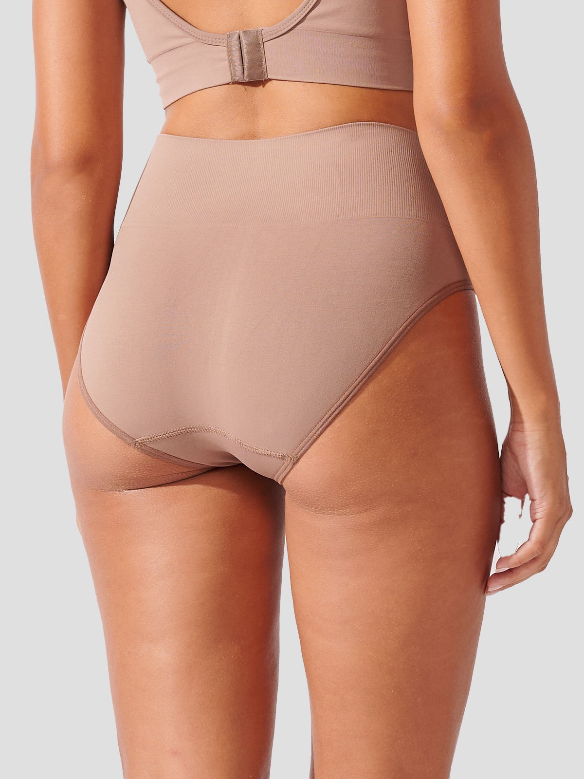 Kit com 3 Calcinhas Caleçon Redutora Sem Costura Premium Marrom Cacau - R$86,63 cada