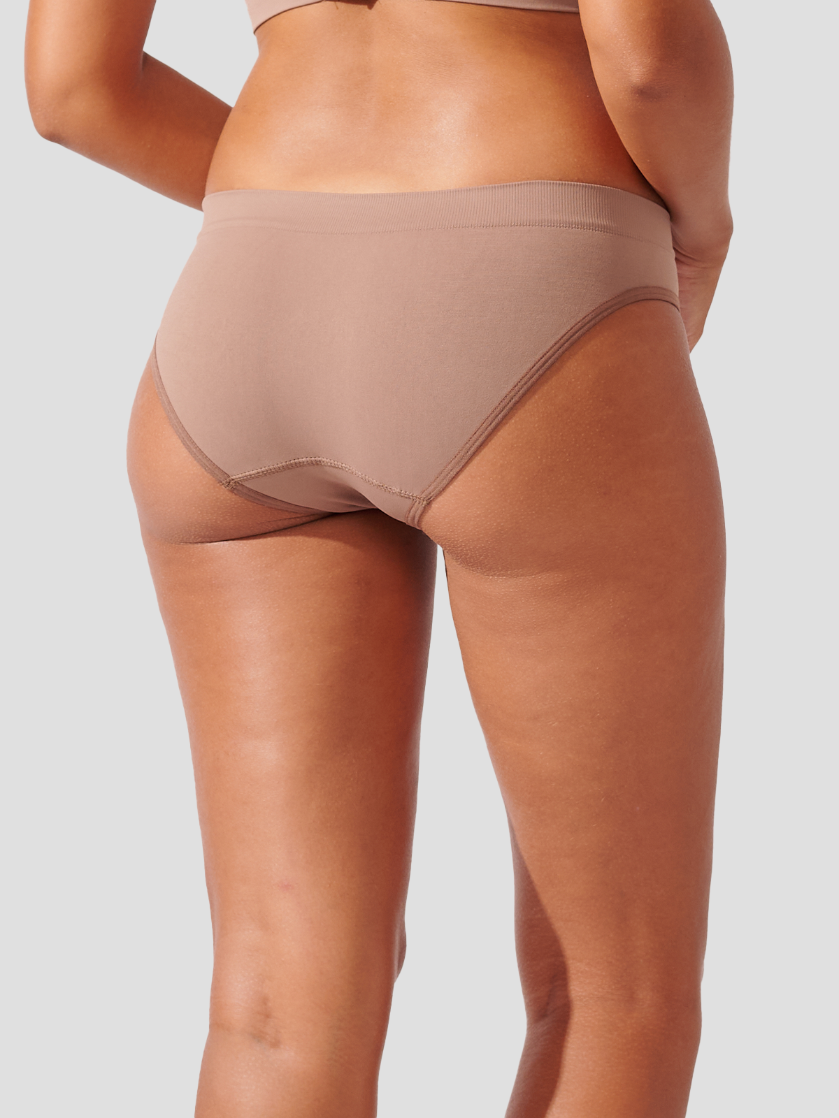 Kit com 3 Calcinhas Caleçon Sem Costura Premium Marrom Cacau - R$76,63 cada