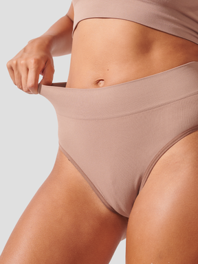 Kit com 6 Calcinhas Fio Dental Cintura Alta Canelado Sem Costura Premium Marrom Cacau - R$59,98 cada