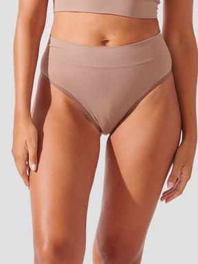 Kit com 10 Calcinhas Fio Dental Cintura Alta Canelado Sem Costura Premium Marrom Cacau - R$47,90 cada