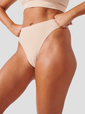 Kit com 10 Calcinhas Fio Dental Canelado Sem Costura Premium Bege - R$41,90 cada