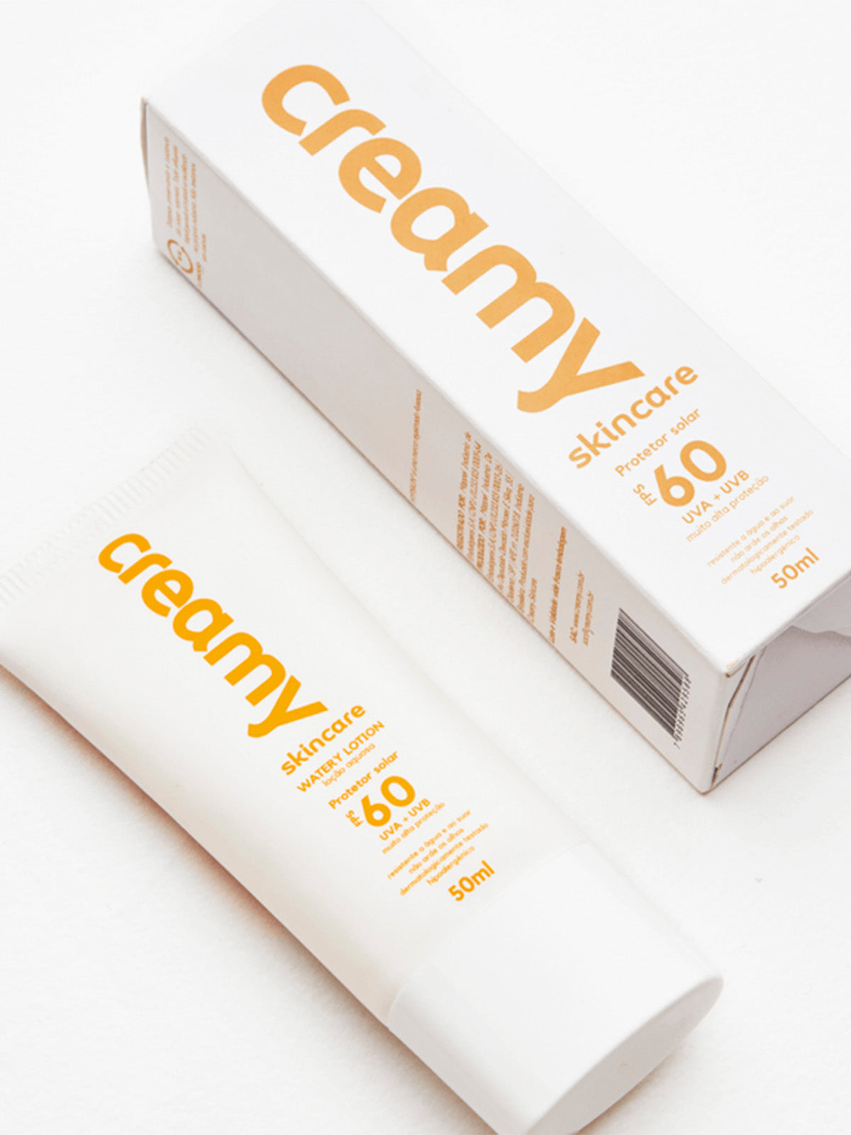 Kit Compre Vestido (Branco e Azul) + Macaquinho (Azul) com 10% OFF e Ganhe Protetor Solar Creamy FPS 60