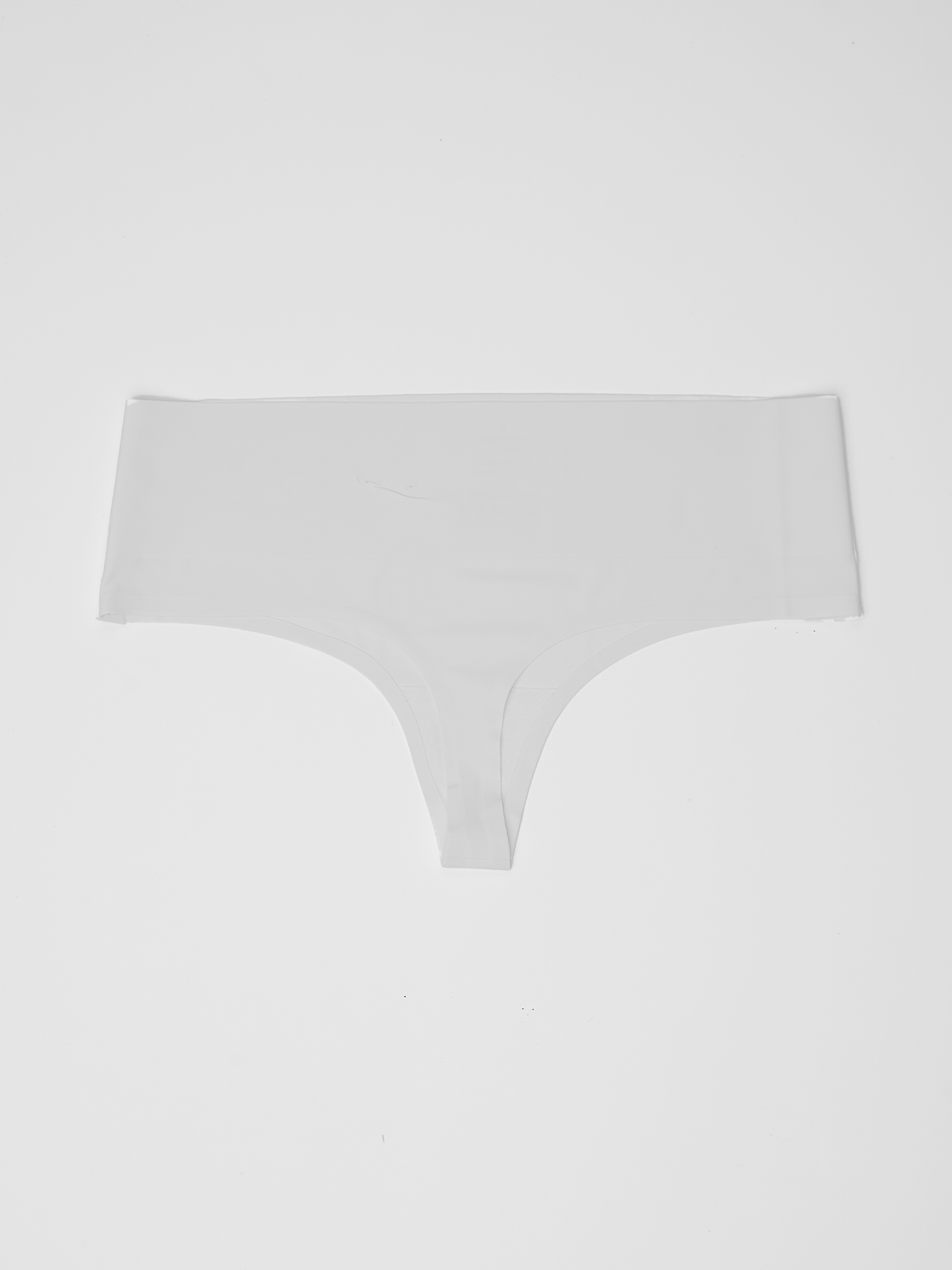 Kit com 6 Calcinhas Fio Dental Redutora Sem Costura Segunda Pele Branco - R$41,65 cada